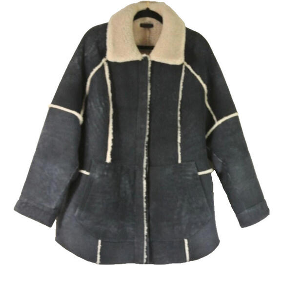 NEW, HiSO Reversible Suede & Genuine Shearling Jacket Navy/ivory size M #DC541